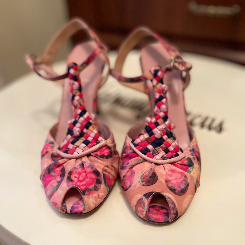 Fendi Peep Toe Pumps